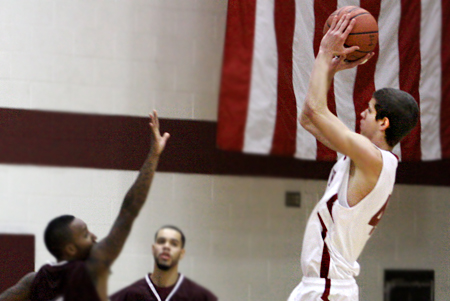 Men's Basketball Tops Lehigh Carbon