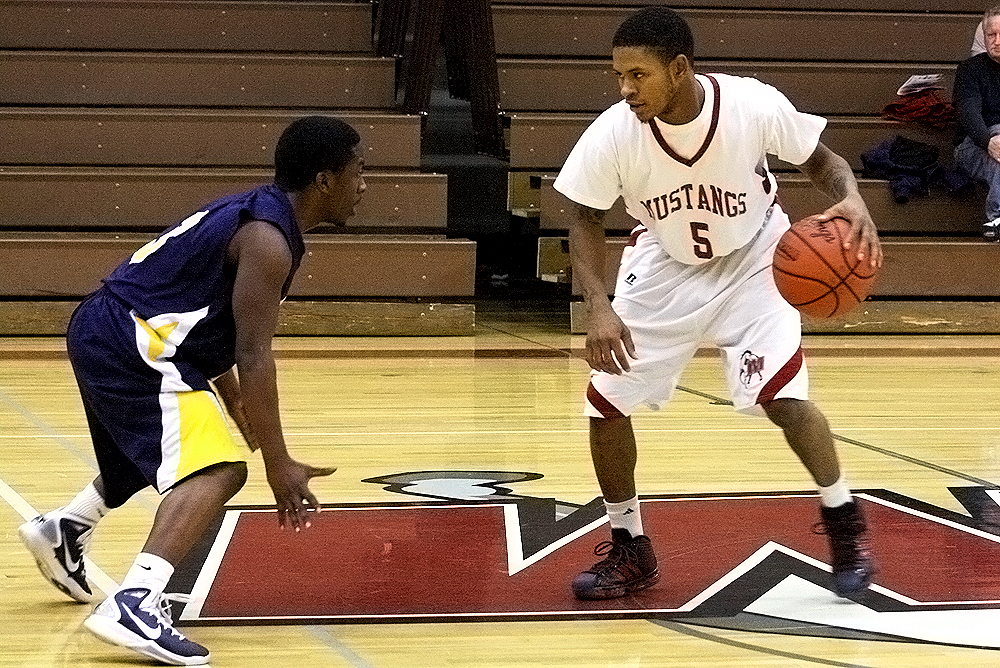 Mustangs Trounce Dukes 100-59