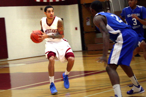Phantoms Top Mustangs