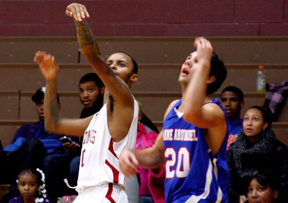 Game Recap: Men's Basketball Downs Cougars