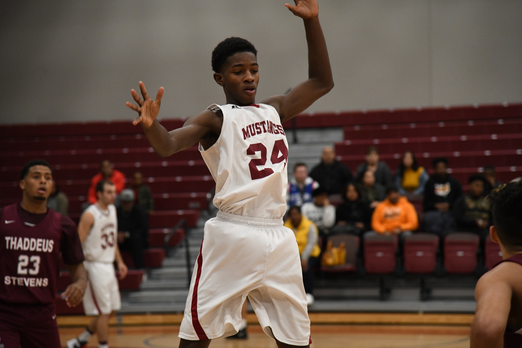 Mustangs' Season Comes to an End at the Hands of #1-Seed RCGC