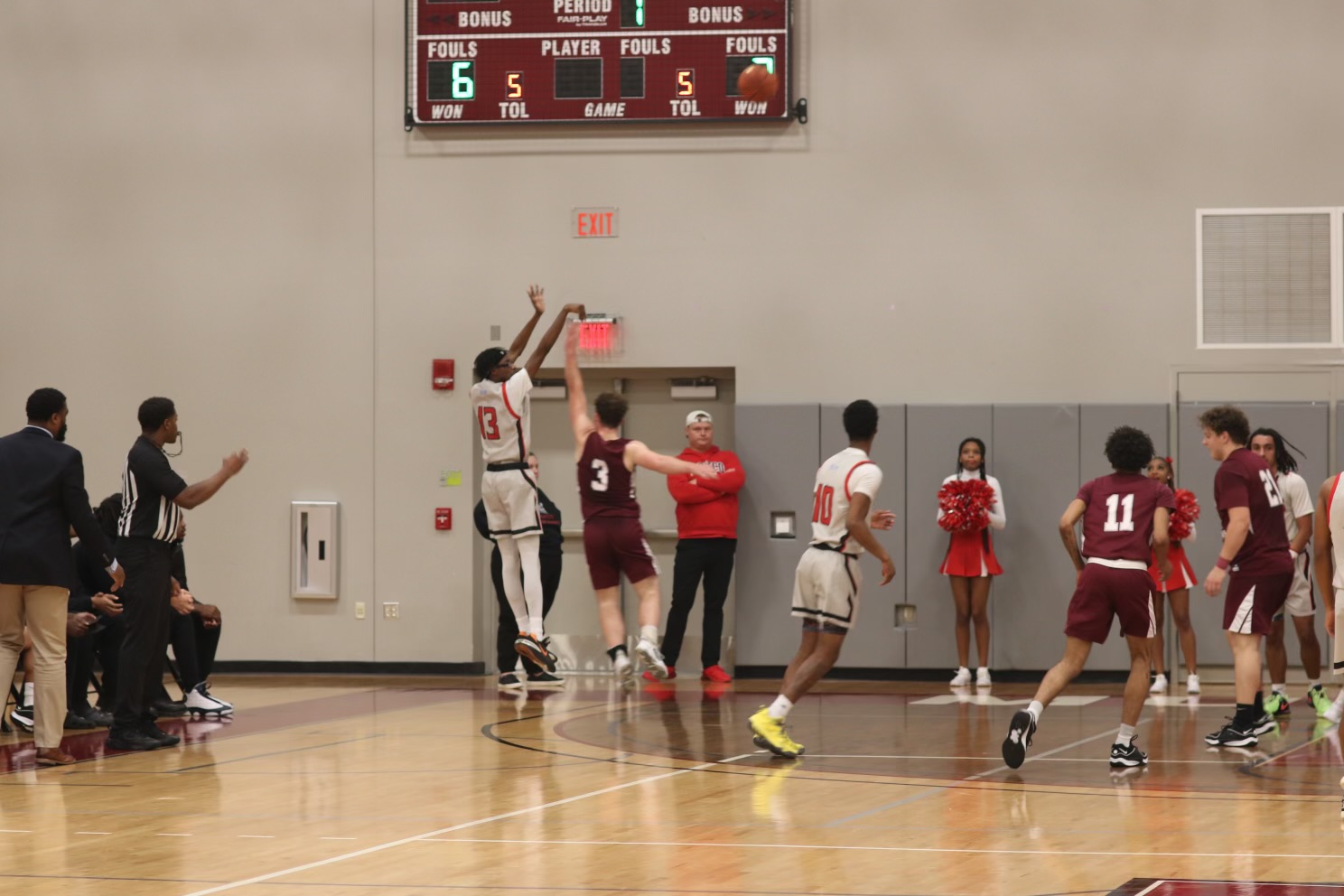 Mustangs Make it 6 in a Row
