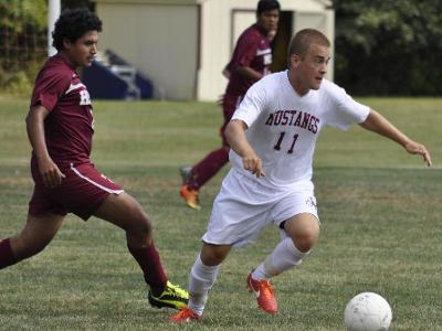 Game Recap: Men's Soccer Falls to Bucks