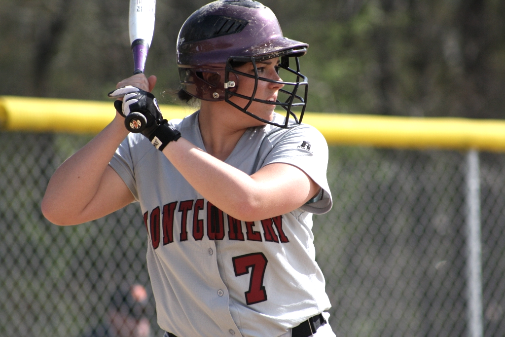 Top-Ranked Jersey Blues Defeat Mustangs