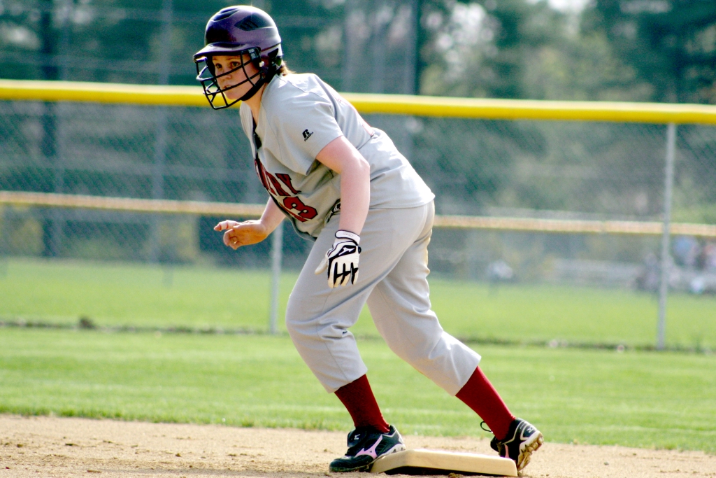 Mustangs Win Two Games Over Phantoms