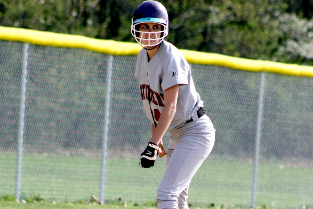 Mustangs Split Double Header with Bulldogs