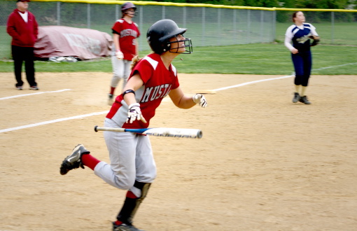 Softball Drops Two to Sussex