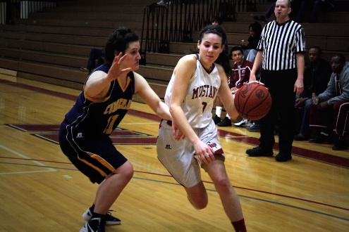 Women's Basketball Defeats Cumberland