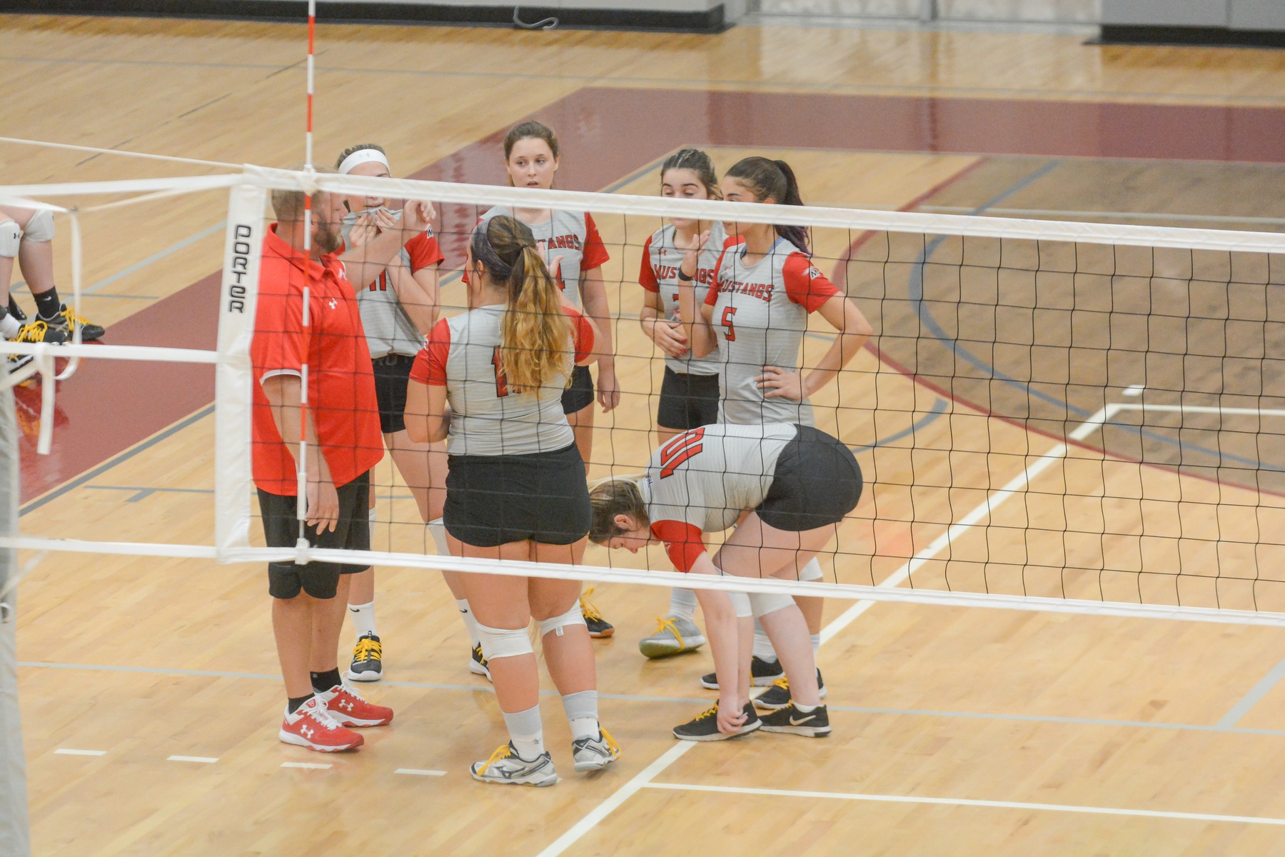 DI Monroe Too Strong for Volleyball